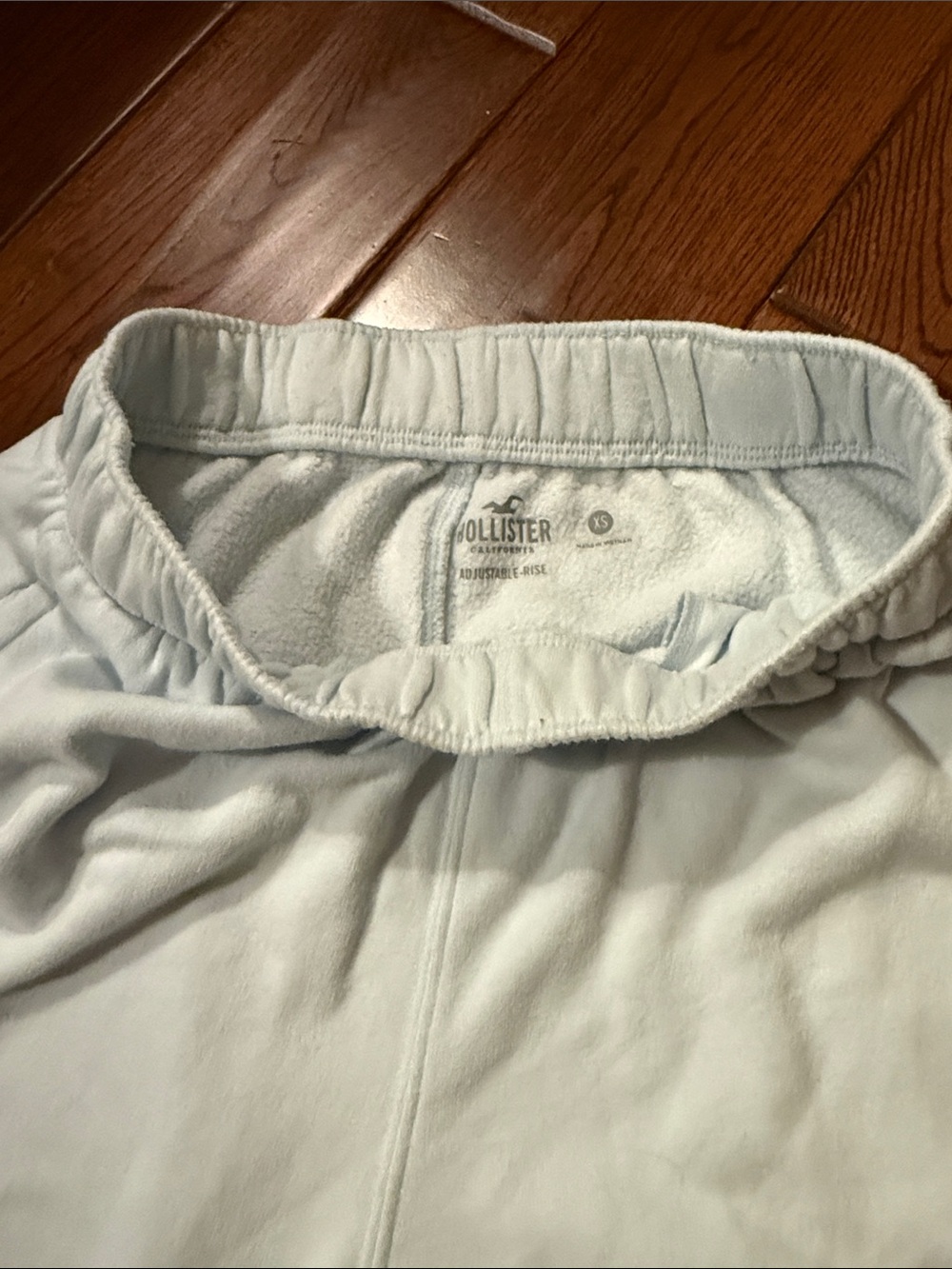 Hollister Women’s Blue sweatpants